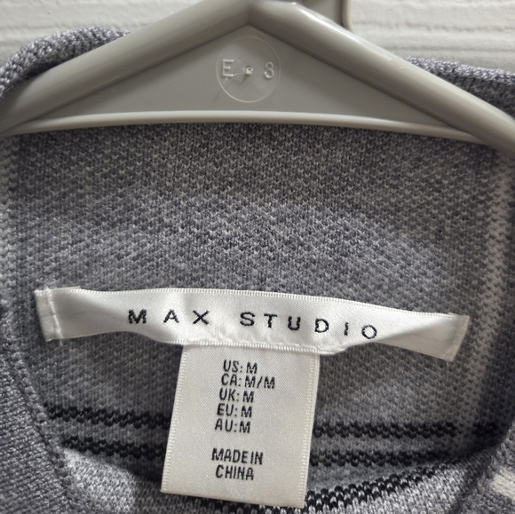Max Studio Gray Knit Long Sleeve Turtleneck Sweater - Picture 2 of 5
